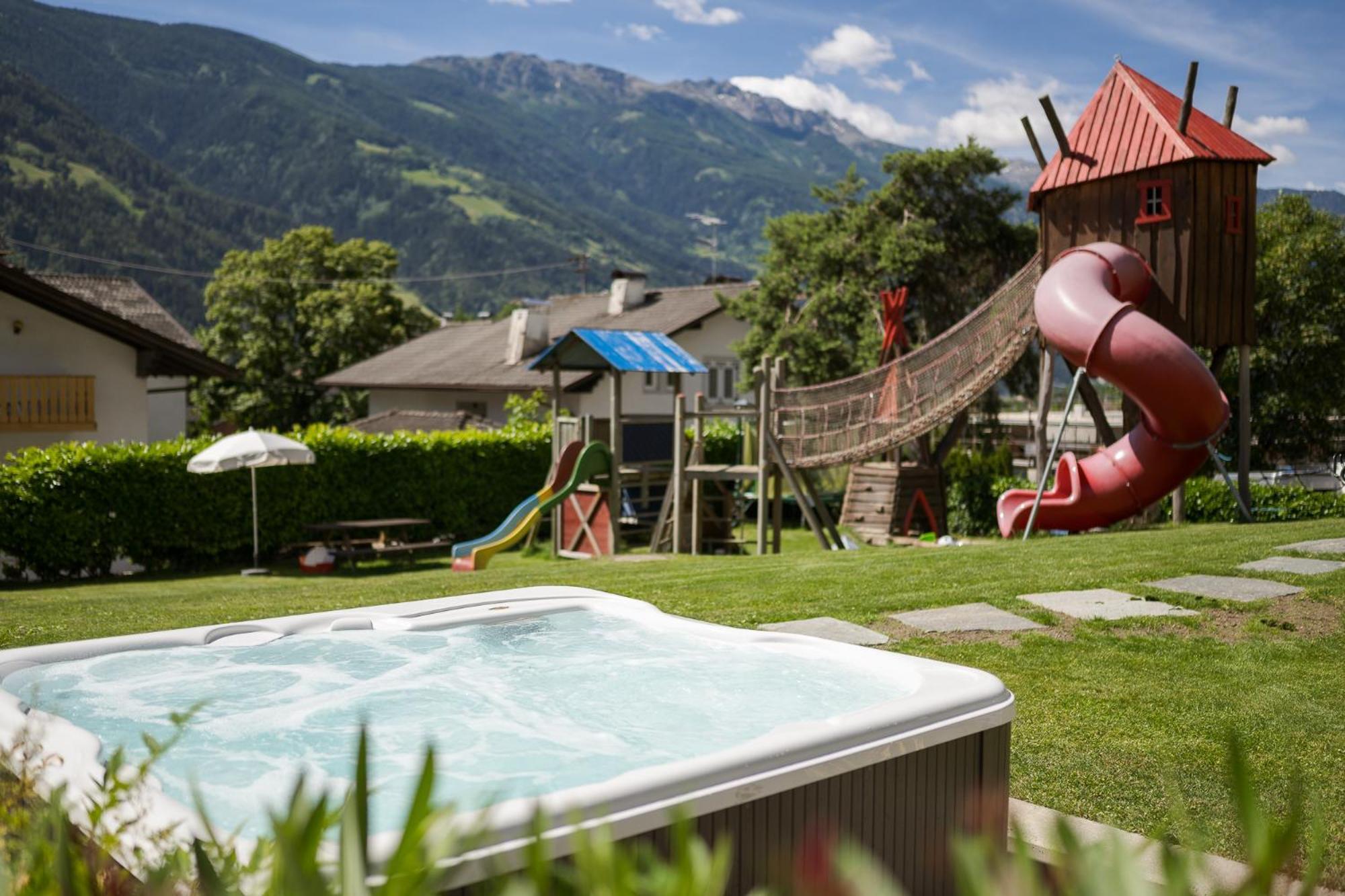 Heidi & Edith Family Aparthotel Rabland Exterior foto