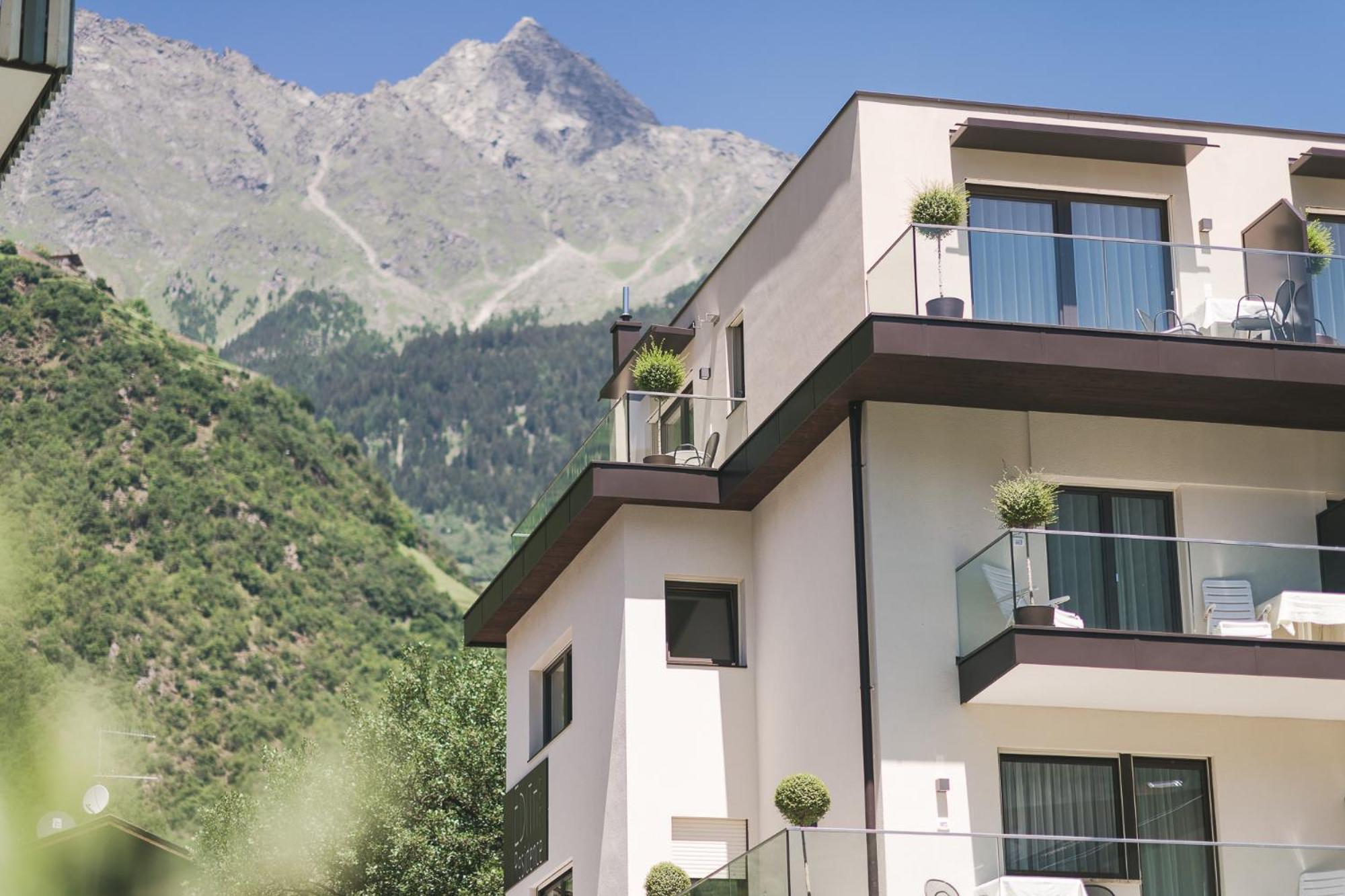 Heidi & Edith Family Aparthotel Rabland Exterior foto